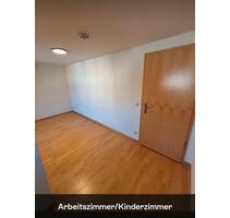 3-Raum Dachgeschosswohnung mit Aufzug im Görlitzer Gründerzeitviertel!