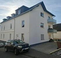 Gepflegte 4-Zimmer-Wohnung im 2.OG. Mit Balkon und Dachboden - Höhr-Grenzhausen