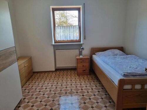 Foto - Ein möbliertes Zimmer - 400,00&nbsp;EUR Kaltmiete, ca.&nbsp; 16,00&nbsp;m&sup2;