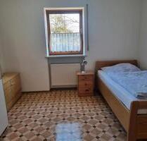 Ein möbliertes Zimmer - 400,00&nbsp;EUR Kaltmiete, ca.&nbsp; 16,00&nbsp;m&sup2; in Neuötting (PLZ: 84524)