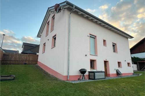 Foto - EFH 150qm 5-Zimmer mit Garten - 1.650,00&nbsp;EUR Kaltmiete, ca.&nbsp; 150,00&nbsp;m&sup2;