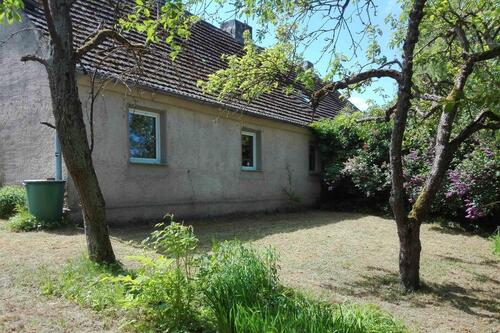 Foto - Haus und großes Grundstück in Randlage bei Waren (Müritz)