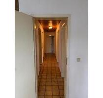 4 Zimmer Erdgeschoss Wohnung - 850,00&nbsp;EUR Kaltmiete, ca.&nbsp; 111,00&nbsp;m&sup2; in Bramsche (PLZ: 49565)