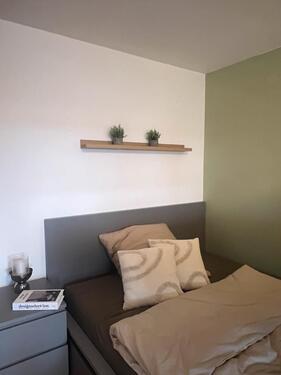 Foto - Etagenwohnung zur Miete in Neustadt an der Weinstraße