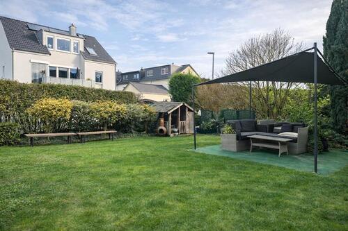 Foto - 9 Zimmer Einfamilienhaus in Köln