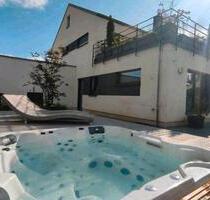 Luxuriöses Einfamilienhaus in unverbaubarer Feldrandlage – 951 m² - Ranstadt