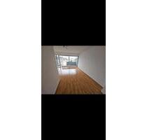 Moderne helle 3 ZKB Wohnung - 1.300,00&nbsp;EUR Kaltmiete, ca.&nbsp; 88,00&nbsp;m&sup2; in Saarbrücken (PLZ: 66121) Eschberg