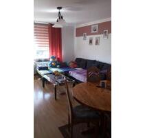 Große 6 Zimmer Wohnung 3.OG mit Stellplatz - Detmold Hakedahl