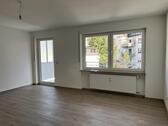 Foto - Trier City - Sehr ansprechende, frisch renovierte 3-Zimmer-Wohnung mit Balkon in der 3. Etage