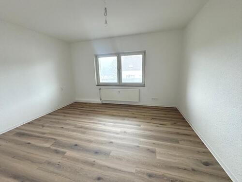 Foto - Erstbezug nach Kernsanierung - Moderne 3 Zimmerwohnung mit Stellplatz