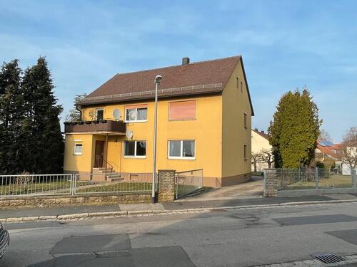 Foto - Haus mit Grundstück voller Möglichkeiten