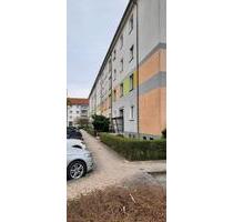 2-Raum Eigentumswohnung - 69.000,00&nbsp;EUR Kaufpreis, ca.&nbsp; 55,00&nbsp;m&sup2; in Hoyerswerda (PLZ: 02977)
