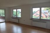 Foto - Helle Wohnung im 2. OG mit Loggia, Carport, Stellplatz und mehr..