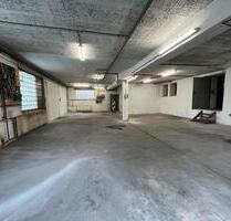 Sicherer Stellplatz für Oldtimer & PKW in Wuppertal-Küllenhahn