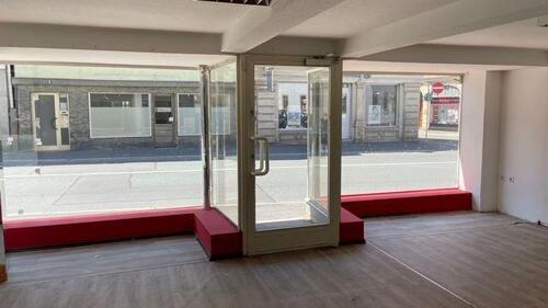 Foto - EinzelhandelsflächenBüro Innenstadtlage ca. 120 m², Schaufensterfront!