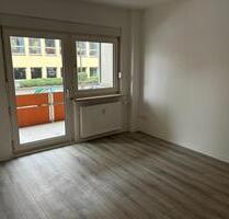 Erstberzug nach Sanierung, 2 Zimmer, Erdgeschoss, Balkon - Hagen