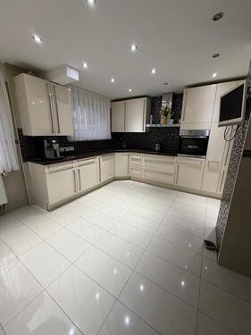 Foto - 5-Zimmer-Erdgeschosswohnung in Köln Rondorf, provisionsfrei