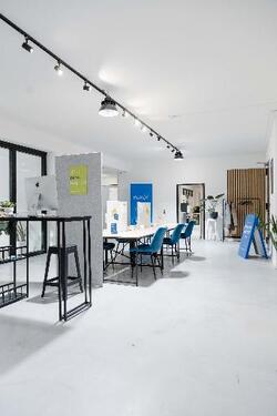 Foto - Flexibles Coworking in Würzburg: 14 ergonomische Schreibtischplätze