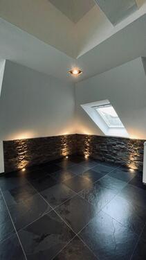 Foto - Hochwertige 2-Zimmer-DG-Wohnung mit Balkon & EBK - Vogelberg