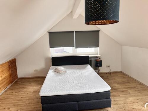 Foto - 105-06 2 Zimmer Dachstudio in ruhiger Lage