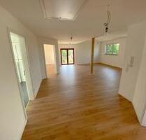 Lichtdurchflutete Dachgeschosswohnung in Toplage von Aßlar!