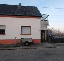 ZweifamilienHaus - 180.000,00&nbsp;EUR Kaufpreis, ca.&nbsp; 200,00&nbsp;m&sup2; in Quierschied (PLZ: 66287)