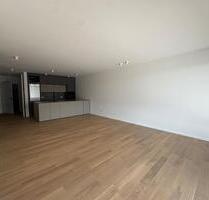 Großzügige 2-Zimmer-Wohnung - 1.975,00&nbsp;EUR Kaltmiete, ca.&nbsp; 87,72&nbsp;m&sup2; in Esslingen am Neckar (PLZ: 73728)