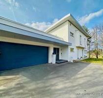 Zu vermieten! Großzügiges, ausgesprochen hochwertig ausgestattetes Haus mit großem Grundstück - Höchstädt im Fichtelgebirge