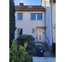 Reihenmittelhaus mit Garten & Terrasse in Rückersdorf