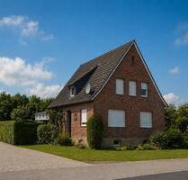 Einfamilienhaus mit Einliegerwohnung auf großem Grundstück - Rheine Altenrheine