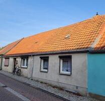 Charmantes Einfamilienhaus mit viel Gestaltungspotenzial & Garten - Arneburg