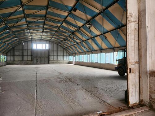 Foto - Stellplatz Halle für WoWa Wohnmobil Boot