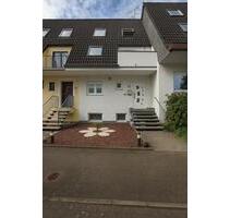 Gepflegtes 5-Zimmer-Reihenhaus Offenbach am Main Bieber