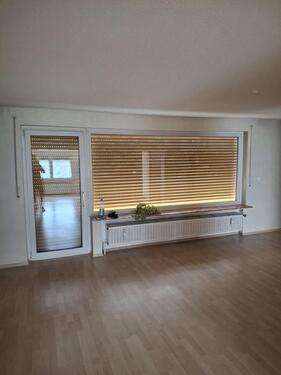 Foto - 3 Zimmer Wohnung, Garage, Garten, Terasse, HR Holzhausen