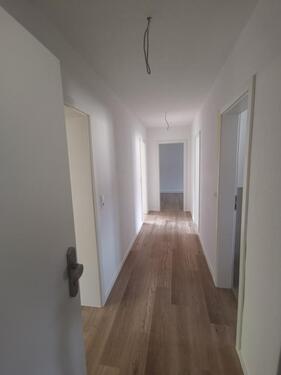 Foto - Sanierte helle 3 Zimmer Wohnung
