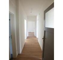 Freundliche 3-Zimmer-EG-Wohnung mit Balkon in NordhausenZentrum