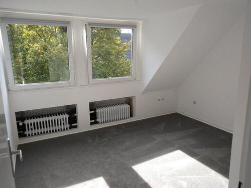Foto - 3 Zimmer Dachgeschoßwohnung zur Miete in Neuss