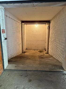 Foto - XXL Einzelgarage in LaimHadern - 180,00 EUR Miete,