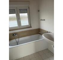 DG Wohnung zu vermieten - 900,00&nbsp;EUR Kaltmiete, ca.&nbsp; 45,00&nbsp;m&sup2; in Korntal-Münchingen (PLZ: 70825)