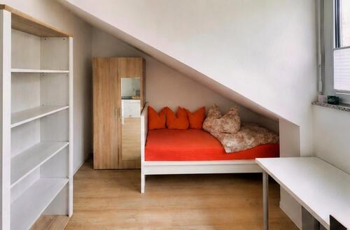 Foto - 1 Zimmer Dachgeschoßwohnung zum Kaufen in Bonn