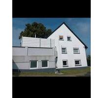 Ländliches Haus zu verkaufen mit DoppelgarageGrube und Kran - Schalksmühle
