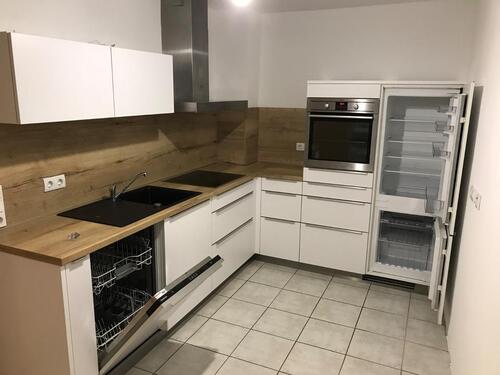 Foto - 2-Zimmmer-Wohnung Küche, Bad - 600,00&nbsp;EUR Kaltmiete, ca.&nbsp; 65,00&nbsp;m&sup2;