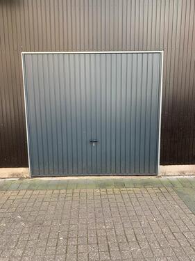 Foto - Garage zur Untermiete Mai, Juni & Juli 2026