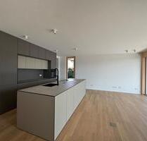 Erstklassige 3-Zimmer-Erdgeschosswohnung - Esslingen am Neckar