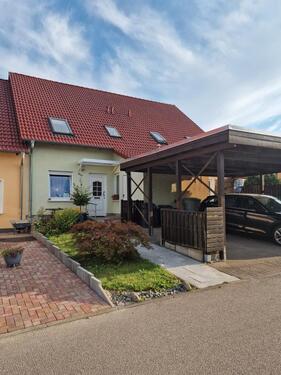 Foto - Gepflegtes Reihenmittelhaus mit überdachter Terrasse und Garten