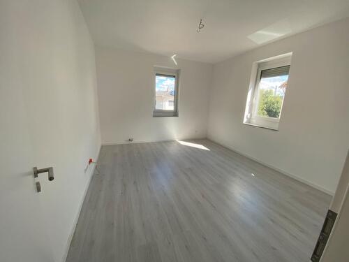 Foto - Sanierte 4 Zimmer Wohnung - 1.400,00 EUR Kaltmiete,