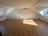 Foto - Moderne 3,5 Zimmer, Saniert, Klima, Einbauküche