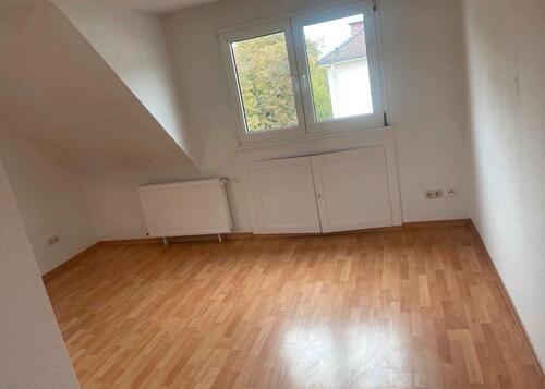 Foto - Dachgeschosswohnung - 800,00&nbsp;EUR Kaltmiete, ca.&nbsp; 48,00&nbsp;m&sup2;
