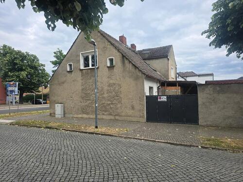 Foto - 6 Zimmer Mehrfamilienhaus, Wohnhaus zum Kaufen in Wittenberg Lutherstadt