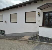 EigentumswohnungWohnhaus - 230.000,00&nbsp;EUR Kaufpreis, ca.&nbsp; 180,00&nbsp;m&sup2; in Kruft (PLZ: 56642)